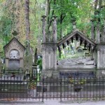 На Личаківському цвинтарі у Львові цьогоріч відреставрують 23 надгробки